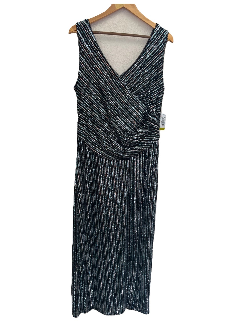 R&M Richards Long Sequin Formal Dress Evening Green Black Silver V-Neck Sz 14